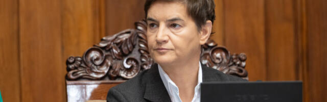 Брнабић одговорила Поношу: Признају да Вучић није изолован, већ лични гост председника Француске