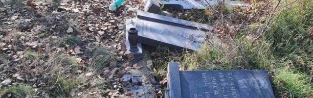 Zlotvori uništavaju srpske grobove na Kosovu i Metohiji: Sahranjena žena odmah iskopana sledećeg dana!