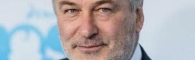 Алек Болдвин је званично оптужен за убиство из нехата