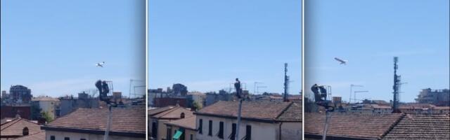 Galeb štiti teritoriju, radnici u opasnosti (VIDEO)