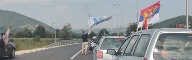 Policija u Crnoj Gori zaustavila auto-litije na više puteva