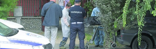 SUPRUŽNICI SE UGUŠILI U POŽARU U INĐIJI: Jednom prijatelju je požar sumnjiv, a komšinica tvrdi da nisu palili smederevac!