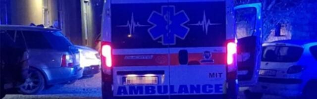 UŽAS U VRANJU: Maloletni motociklista teško povređen, sudario se s autobusom i sleteo s puta!