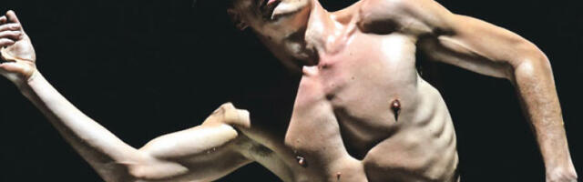 Време ангажованог театра