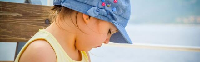 Pet saveta kako izbeći napade besa kada putujete s decom