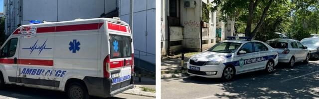 SAZNAJEMO! Muškarac (41) izboden u stanu na Čukarici: Hitna pomoć i policija na terenu