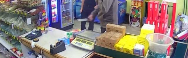 Drama u Šapcu! Pljačkaš upao u radnju sa ogromnim nožem, a onda se pojavio Luka (VIDEO)
