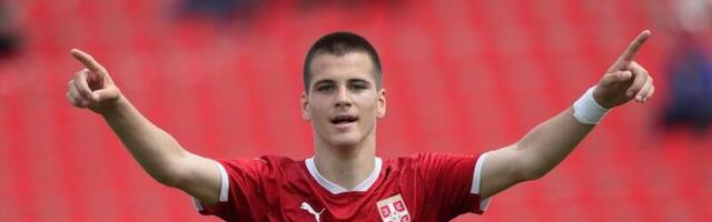 Mladi centarfor Mladosti iz Lučana na pragu Crvene zvezde