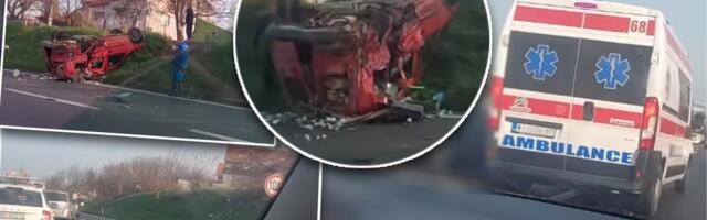 Uleteo kolima u dvorište pa se prevrnuo na krov! Ovo je snimak sa mesta udesa