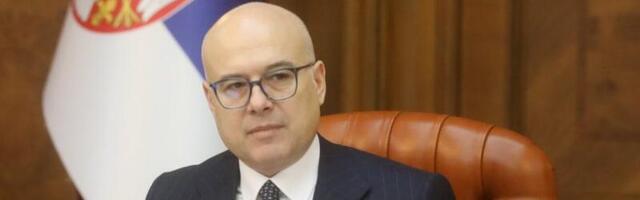 "ZA PREZIR JE DA NEKO VREĐA DECU KOJA TRAŽE DA IDU U ŠKOLU" Vučević najoštrije osudio nasilje ispred novosadske škole