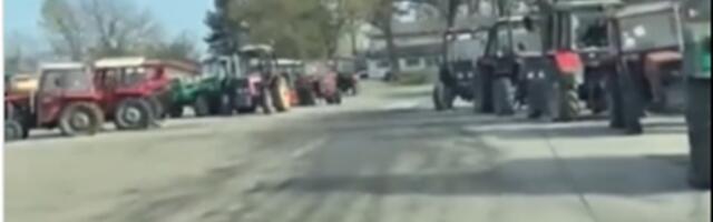 Za nevericu: Niklo groblje traktora iz Ćacilenda (VIDEO)