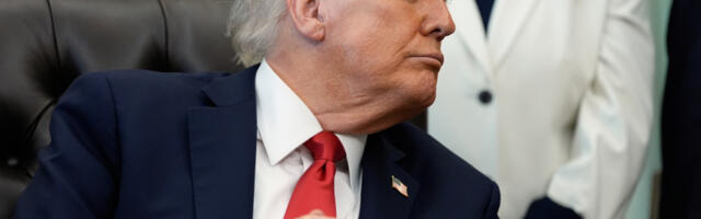 OBJAVLJEN TAJNI SNIMAK Ovo bi moglo da uvuče Trampa u još jedan skandal (FOTO/VIDEO)