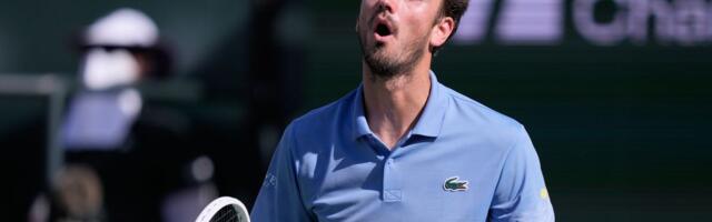 Srušio Alkaraza i sprečio napad na Đokovića, protiv Sinera nije mogao, svi sad pričaju o njegovoj konferenciji