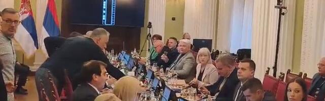 POČELA SEDNICA ODBORA ZA OBRAZOVANJE: Zasedanje zbog tragedije na Filozofskom fakultetu u Beogradu