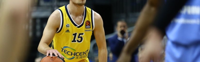 Panatinaikos nanišanio Islanđanina