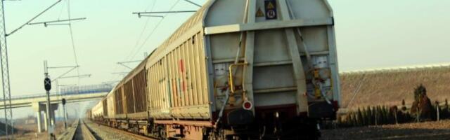 PORED PRUGE NADOMAK VRANJA PRONAĐENO TELO! Policija sumnja da je muškarca udario teretni voz?!