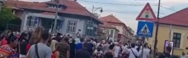 Одржана литија у знак протеста због заказане Параде срама у Београду