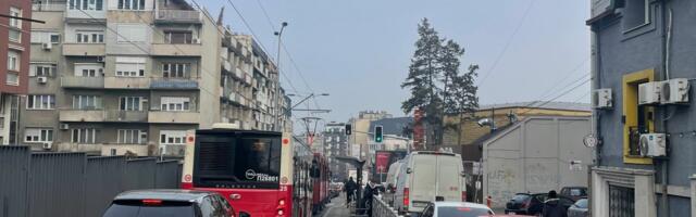 Semafori na Autokomandi izazvali kolaps: „Šta nas čeka tek oko 16.00 časova…“