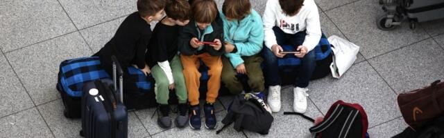 Od „režima za maloletnike“ do roditeljske saglasnosti: Kako su zemlje širom sveta regulisale korišćenje društvenih mreža za decu