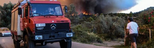 Букнуо велики пожар на Евији, ватра јури ка насељима