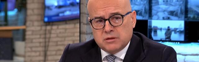 BAŠ TA EKSTREMNA POLITIČKA ORGANIZACIJA JE PRIZIVALA VOJNI PUČ Vučević: Šatori im nisu smetali da uđu u Skupštinu! Tako bi oni vodili državu