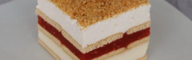 VIDEO: Kremasti kolač sa malinama - osvežavajuć i ukusan