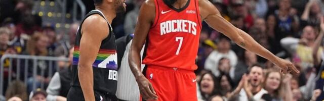 Durent sramno slavio isključenje trenera Denvera (VIDEO)