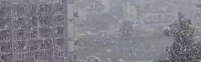 Snažno nevreme juri ka Srbiji, temperatura pada za 15 stepeni! Stiže jako zahlađenje, biće ledene kiše i snega!