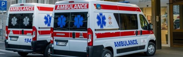 Četiri osobe lakše povređene u tri udesa u Beogradu