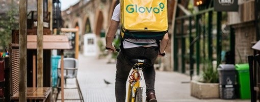 Glovo predvodi narednu generaciju dostave na zahtev: Q-trgovina