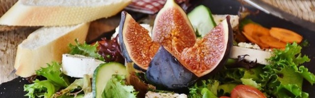 ODLIČNO REŠENJE ZA HEMOROIDE! Jedite ovo svakog jutra i nećete imati problem sa ZATVOROM I CREVIMA!