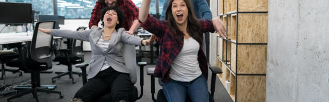 Zbog koga ti je lepo što dolaziš na posao? Ko je tvoj NAJKOLEGA?