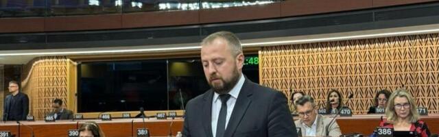 Aleksandar Mirković u Savetu Evrope: Da li znate da se protesti organizuju ispred kuća ljudi koji ne žele da podrže proteste?