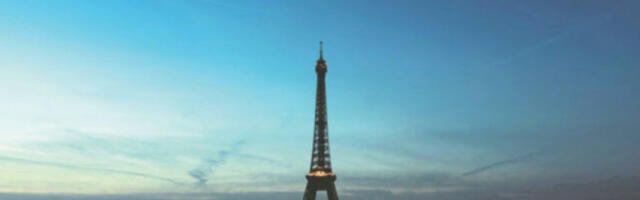 У Паризу 40 особа приведено због непријављеног ватромета код Ајфелове куле