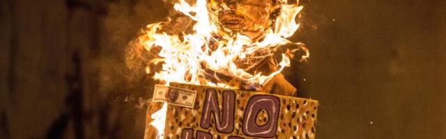 KAD STARA GODINA "GORI": Neobična novogodišnja tradicija u Latinskoj Americi (FOTO)