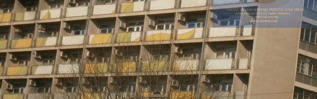 Za dečji mobilijar u Ohridskom naselju građani plaćaju tri miliona dinara