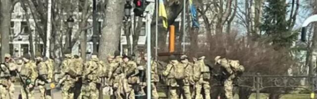 Drama! U centru Kijeva hitno raspoređene jake vojne snage: Šta se ovo dešava u prestonici Ukrajine?