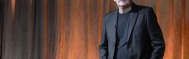 VANVREMENSKI HIT BAJAGA NIJE IZVEO SA SVOJIM BENDOM! Momčilo Bajagić čuvenu pesmu iz filma odsvirao je sa ovom legendarnom grupom (FOTO)