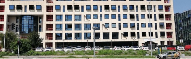 "Telekom inovator u nalaženju načina da izvuče novac građanima"