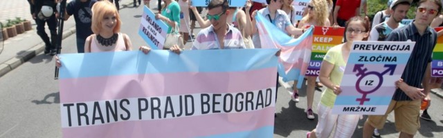 Lakše mi je kada ljudi ne primete da nisam rođena kao devojka: trans osoba o tome šta joj sve otežava život u Srbiji