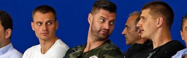 OPASNI MOMCI SU BILI NA UTAKMICI, MILIJARDER JE MOGAO DA POPIJE BATINE! Ovo je komentar Jokićeva braće na Nikolin sukob sa vlasnikom Sansa!