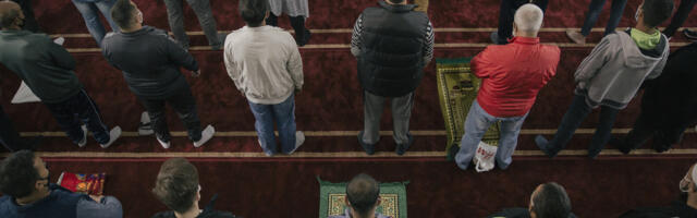 Muslimani širom sveta danas obeležavaju Ramazanski bajram