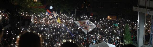 Četvrti dan blokade RTS-a: Javni servis ne emituje jutarnji program, tokom noći jedan incident