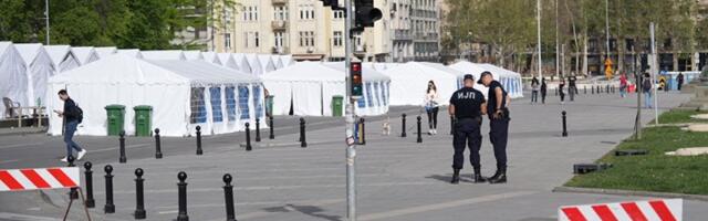 "Ćacilend krši Ustav": Podneta incijativa za zabranu rada SNS