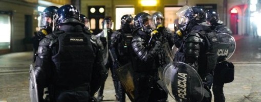 U Sloveniji 1.564 novozaražena i 24 umrlo, bolnice se i dalje pune