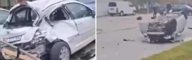 Silovit sudar, kola se zabila na automobile na parkingu: Postoji snimak i jako je uznemirijuć (VIDEO)