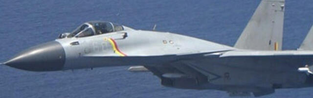 Кинески носач авиона „Лијаонинг“ прошао кроз Тајвански мореуз