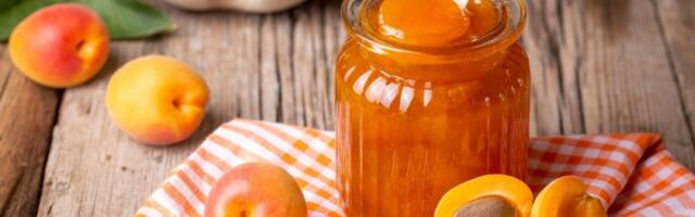 Domaći džem od kajsija: Bakin recept koji osvaja na prvi zalogaj - bez konzervansa od samo 3 sastojka