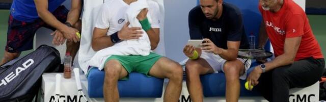 NOVAK OTVORIO DUŠU! Evo kako se igrači u Dubaiju ponašaju KADA GA SRETNU!