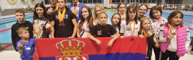 Plivači iz Leskovca osvojili 15 medalja na takmičenju „Orion kup mini“
